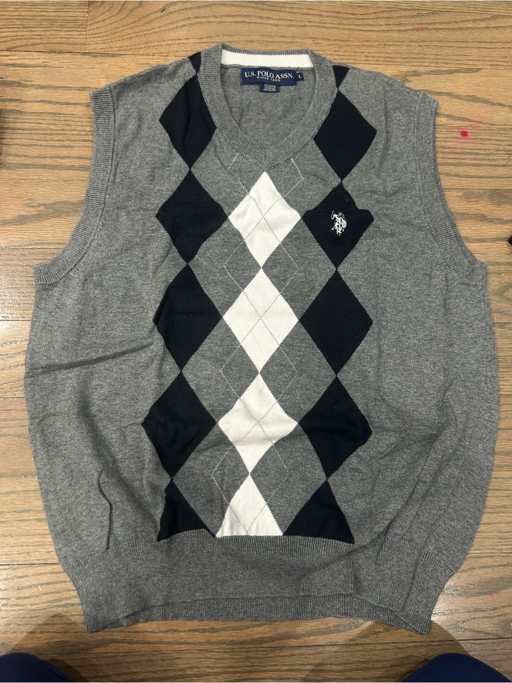 U.S. Polo Assn. Sweater Vest Size L – Brand New